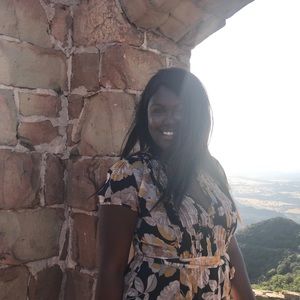 Meet your Posher, Tori